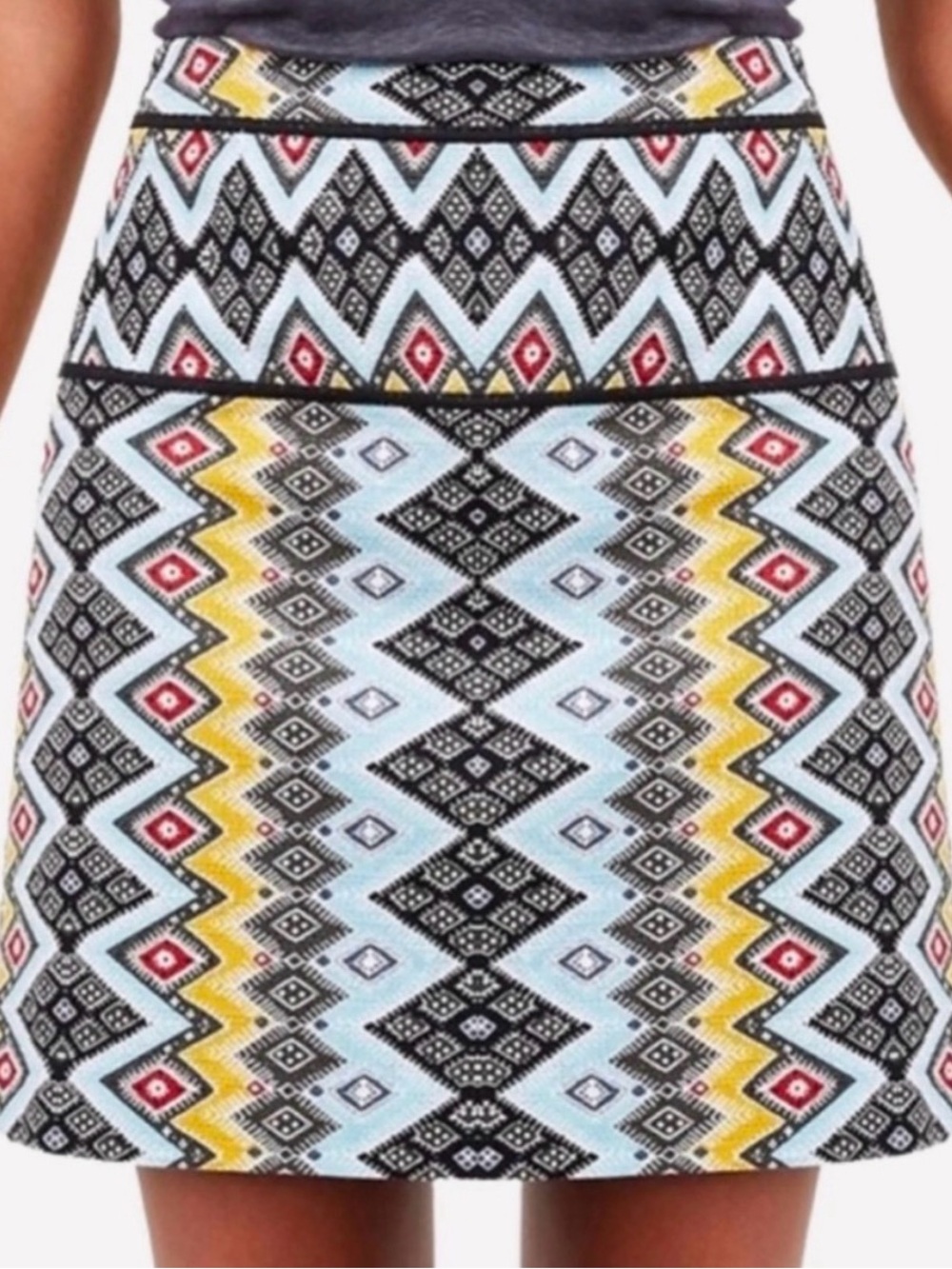 Ann Taylor Loft Geometric Aztec Print Mini Skirt in Multi-Color Size 6 NWT